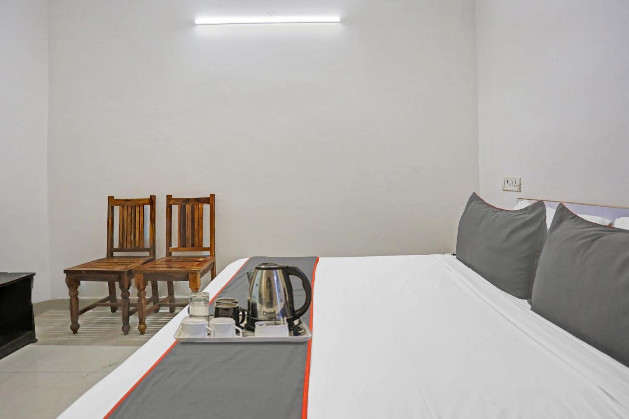 Hotel O Imperial Residency Near Dashrath Puri Metro Station New Delhi Exterior foto